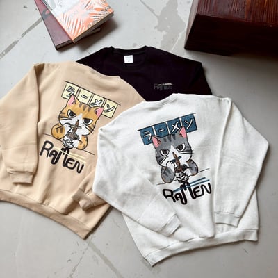 【現貨】日文虎斑貓吃麵大學T14