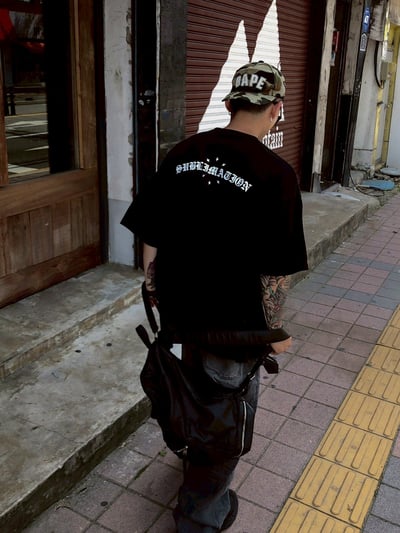 【現貨】美式歌德字印花短T5