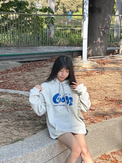 【現貨】Goozi字體刷毛帽T8