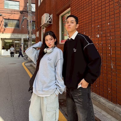 【現貨】Cross Studio反車線草寫大學T10