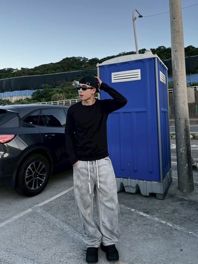 【好穿好看兼具神款】金屬小標刷舊棉褲4