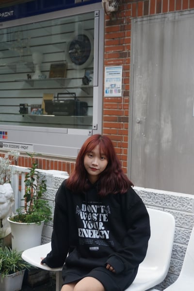 【現貨】刷舊蝴蝶牛奶絨帽T2