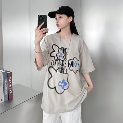【現貨】小花噴漆印花短T9