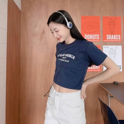 【現貨】CALIFORNIA字母短版上衣4