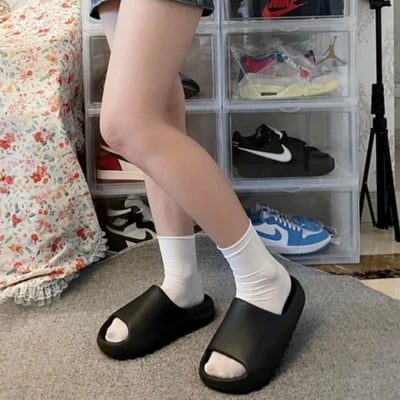 【現貨】Adidas Yeezy Slide Boost Onyx 黑魂 全黑 防水拖鞋｜HQ64481