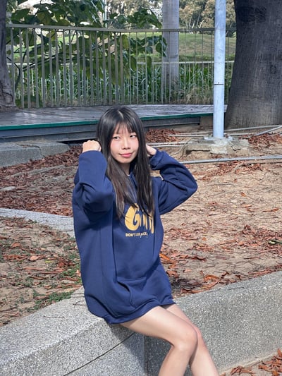 【現貨】Goozi字體刷毛帽T4