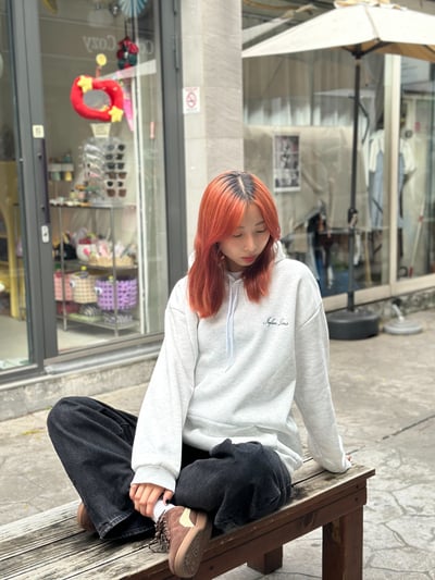 【現貨】簡約背後英文字刷毛帽T5