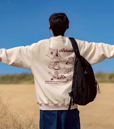 【現貨】塗鴉露營帳篷牛奶絨大學T5