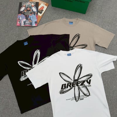 【現貨】刺繡BREEZY手袖花朵印花短T11