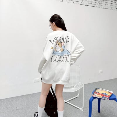 【現貨】紙飛機柯基插畫大學T9