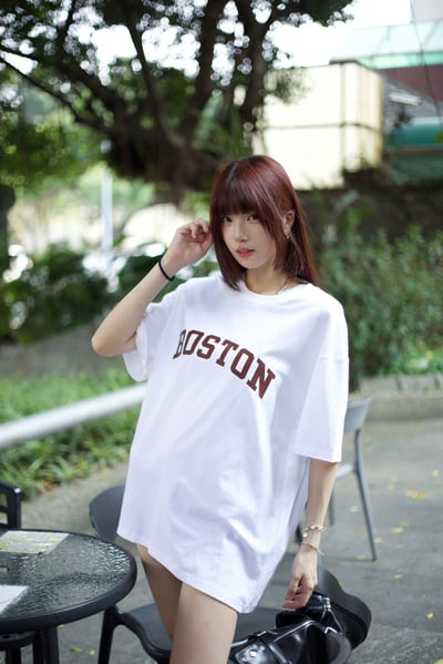 【校園風必備!!現貨速發】BOSTON印花短T3