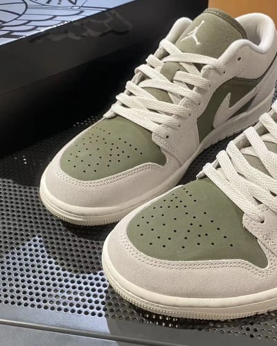 【爆款現貨!】Air Jordan 1 "Medium Olive" 反轉橄欖綠 倒鉤平替 | HV4089-2015