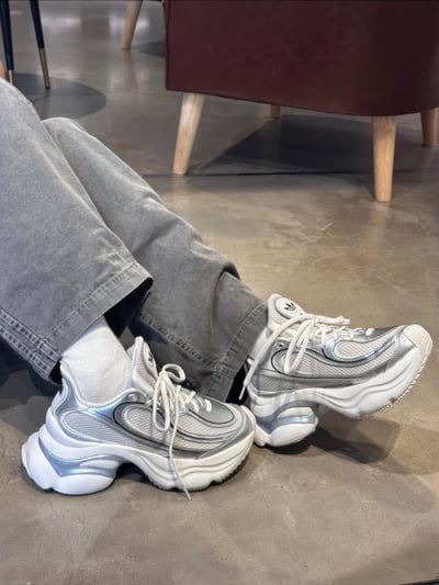 【爆款!新品】ADIDAS OZVENUZ W 復古老爹鞋 白銀 維納斯｜KI05572