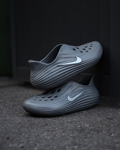 【帥到極致款現貨】NIKE REACTX REJUVEN8 炭灰 深灰 灰 泡棉休閒防水涼鞋 拖鞋 洞洞鞋｜HV5060-0023