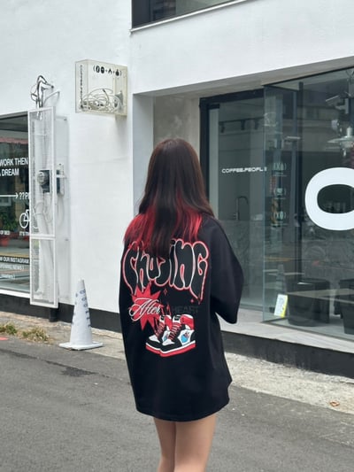 【超級好看必入手!!!現貨】幻速球鞋短T2