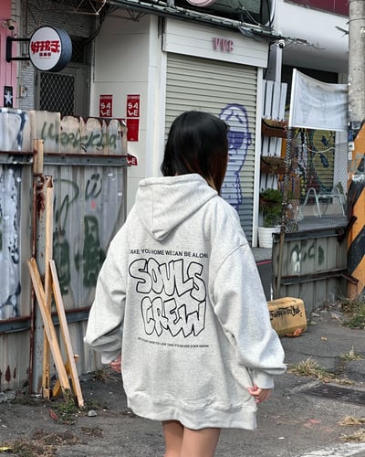 【現貨】簍空字母牛奶絨帽T8