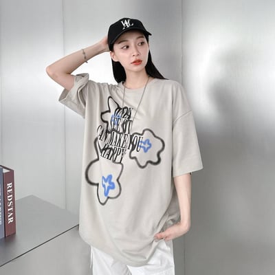 【現貨】小花噴漆印花短T3