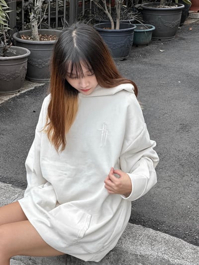 【現貨】十字星芒刺繡麂皮帽T5