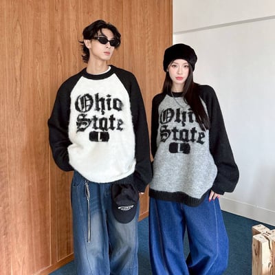 【現貨】歌德字撞色接袖毛衣1