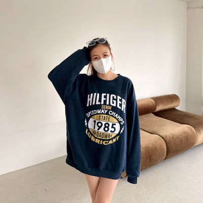 【現貨】1985美式標語刷毛大學T4