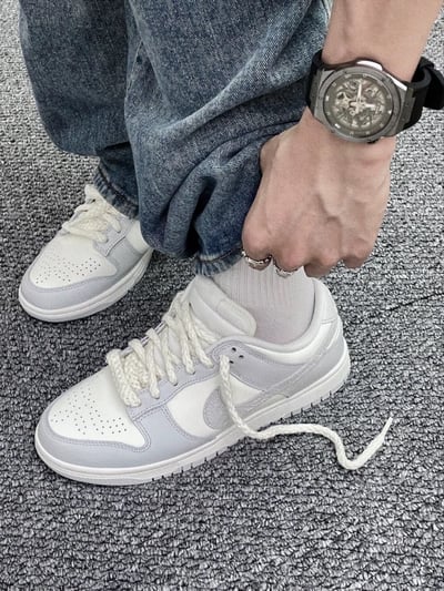 【現貨】NIKE Wmns Dunk Low Needlework 浮雕骨白灰｜FJ4553-1336