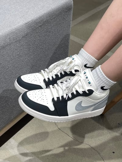 【新品發售】Nike Air Jordan 1 Low 白藍灰 綠松石｜IO2242-1013
