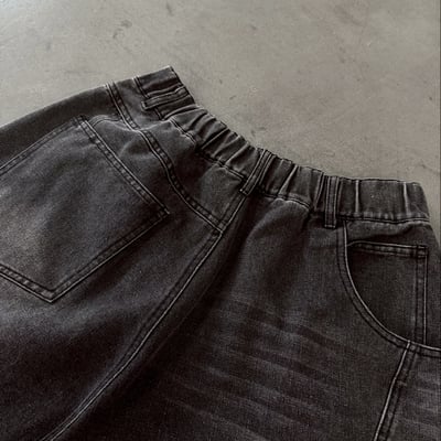 【現貨】水洗特殊前後剪裁小口袋五分牛仔褲6