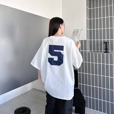 【現貨】Aurocean刺繡數字短T8