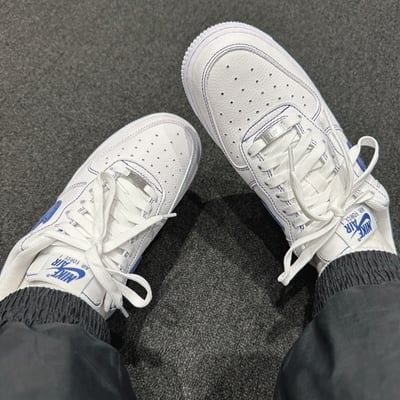 【清爽配色】Nike Air Force 1 白藍 反車縫線 白武士｜ HQ2037-1002