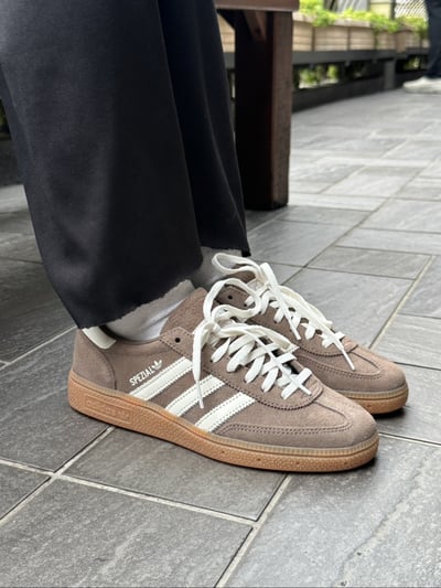 【爆款現貨】ADIDAS HANDBALL SPEZIAL 摩卡咖啡棕 可可大地色 焦糖底 復古 女鞋｜IF64907