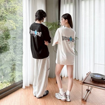 【現貨】WATER BOOM炸彈藍精靈印花短T2