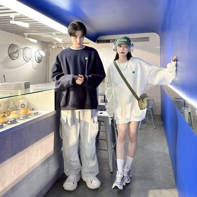 【現貨】愛心笑臉刺繡大學T5