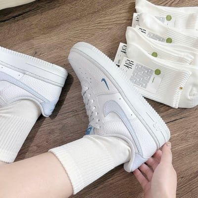 【敲碗成功!!少量補貨】Nike Air Force 1 海鹽藍小勾 寶寶藍 刺繡 小勾 女款｜HV2511-1006