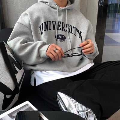 【現貨】UNIVERSITY圓標刺繡帽T4