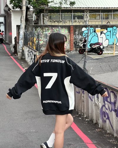 【現貨】NATIVE TONGUE 7號拼接賽車風大學T2