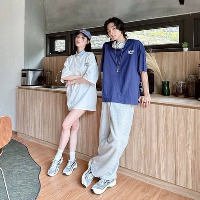 【現貨】around the world發泡字型球形構圖短T15