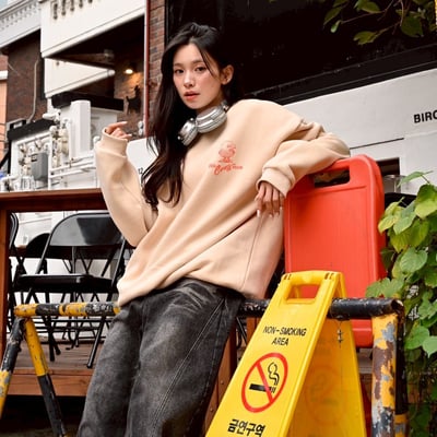 【現貨】THE CROSS CLUB爆米花先生抽菸印花大學T3