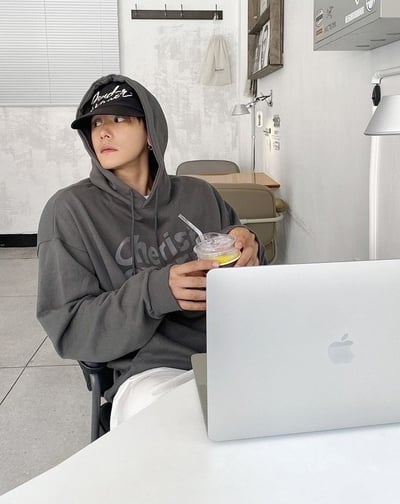 【廠商斷貨最後機會】Cherish every moment愛心英字印花帽T9