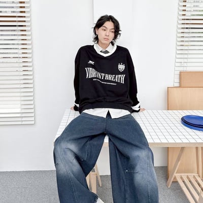 【現貨】VIBRANT BREATH美式復古V領大學T5