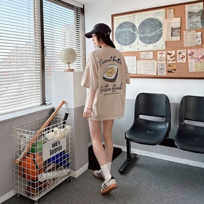 【現貨】笑臉奶油吐司印花短T3