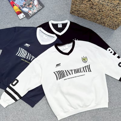 【現貨】VIBRANT BREATH美式復古V領大學T12