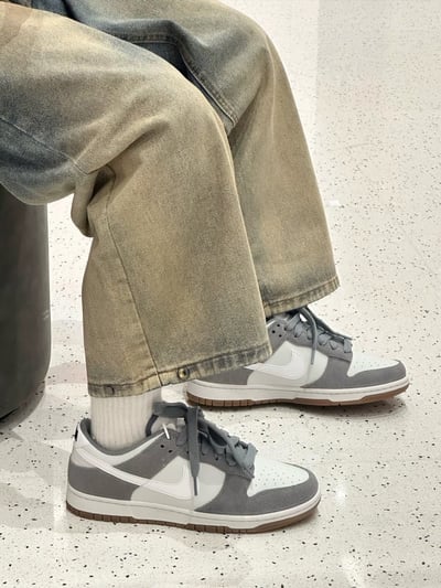 【現貨】NIKE DUNK LOW 麂皮白灰生膠底｜IB6399-0012