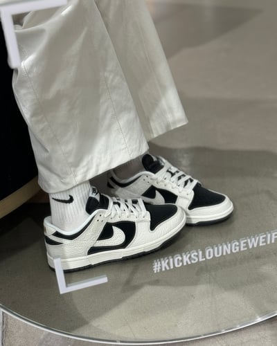 【爆款!現貨】Nike w Dunk Low CNY 浮雕反轉熊貓 飛馬年限定 女款｜IF3944-0012