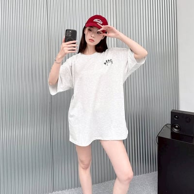 【現貨】PEACE虎斑貓打坐短T9