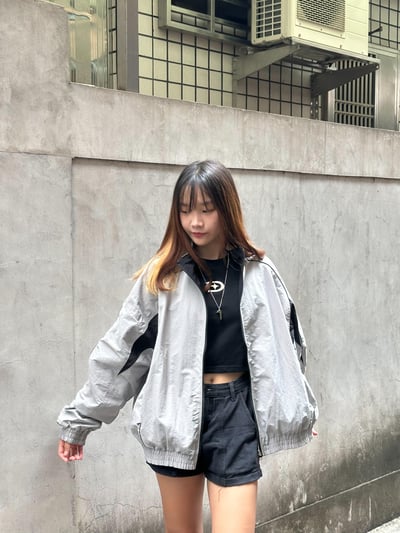 【街頭潮流新品】現代科技感雙面穿防風外套5