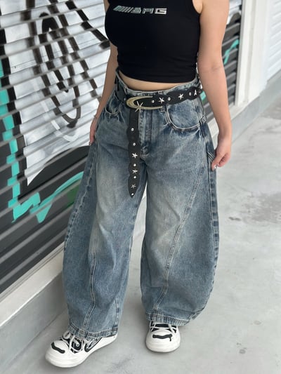 【新手也能輕鬆駕馭】牛仔刷色彎刀褲7