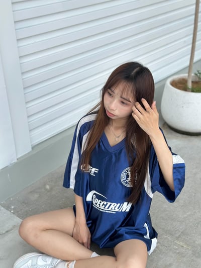 【超吸睛單品】滑面寬鬆Y2K個性球衣短T10