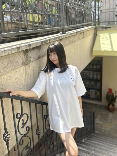 【現貨】GOOD FEELING 笑臉舌頭印花短T6
