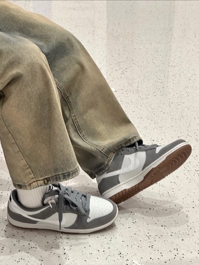 【現貨】NIKE DUNK LOW 麂皮白灰生膠底｜IB6399-0014