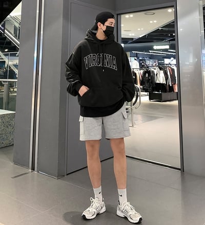 【現貨】美式簡約VIRGINIA牛奶絨帽T8